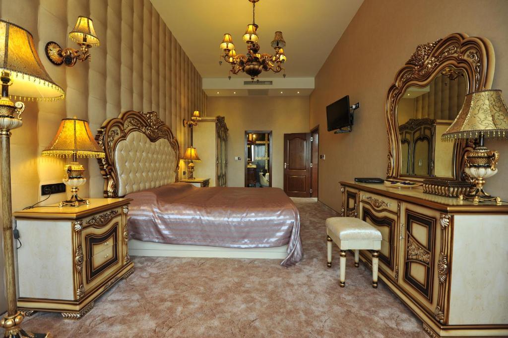 Park Hotel 스타라 자고라 객실 사진 A bedroom in the hotel